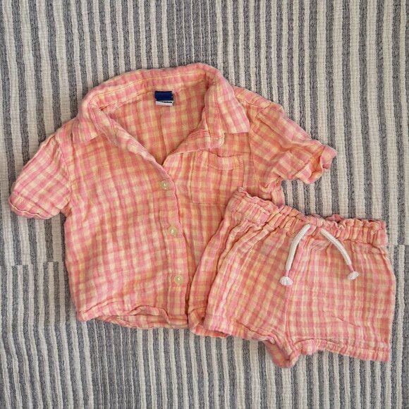 Old Navy Gingham Button Up Set - Picture 1 of 3